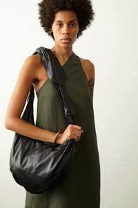 THE ZORA BAG IN BLACK